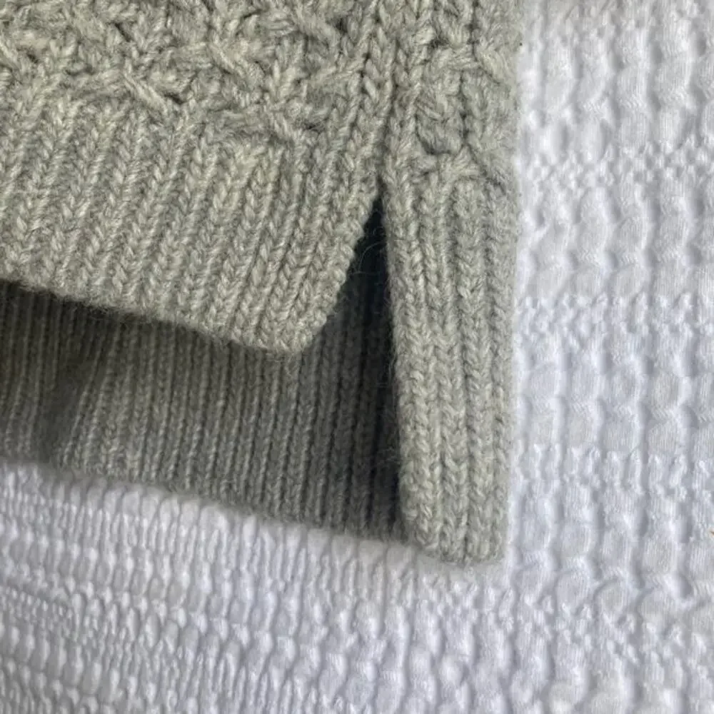 Banana Republic Star Stitch Sweater Women L Gray Crew Pullover Alpaca Wool Blend - Picture 6 of 9